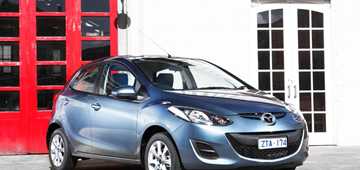 2013 MAZDA MAZDA2