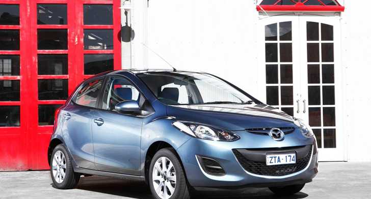 2013 MAZDA MAZDA2