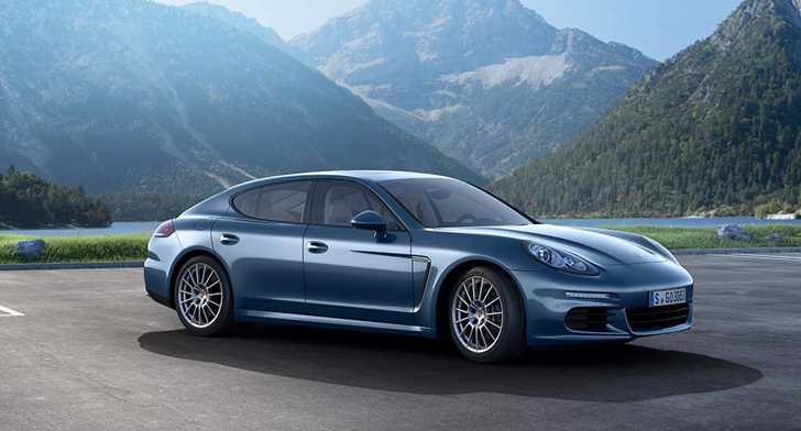 2013 PORSCHE PANAMERA