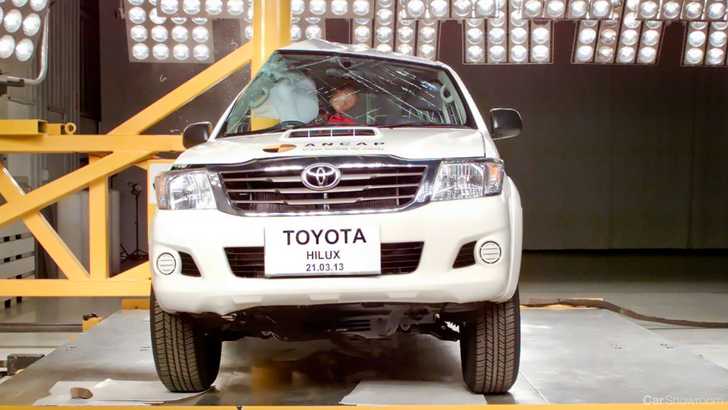 2013 TOYOTA HILUX