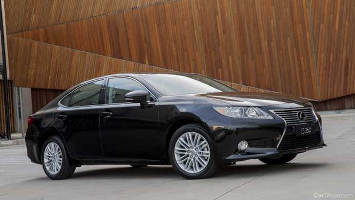 2013 LEXUS