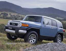 2013 TOYOTA FJ CRUISER
