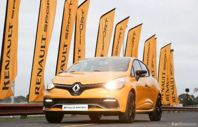 2013 RENAULT CLIO