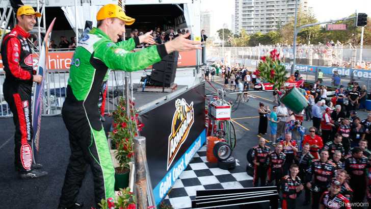Holden And Ford Share V8 Supercar Wins 