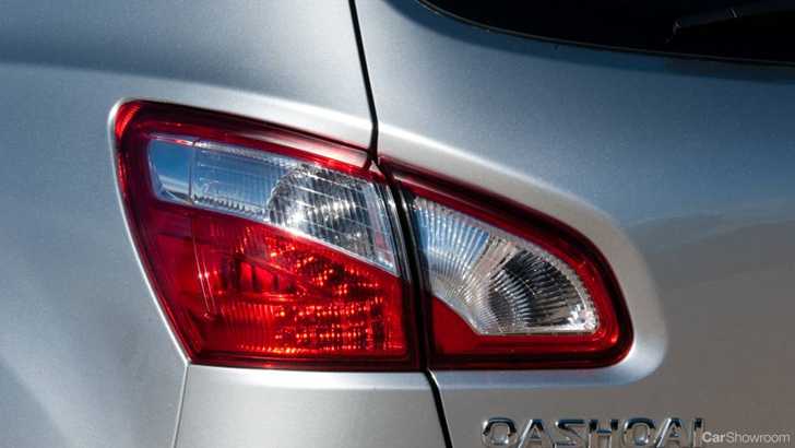2013 NISSAN QASHQAI
