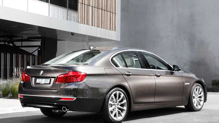 2013 BMW 5