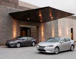2013 LEXUS