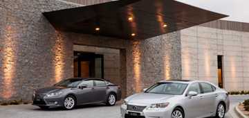 2013 LEXUS