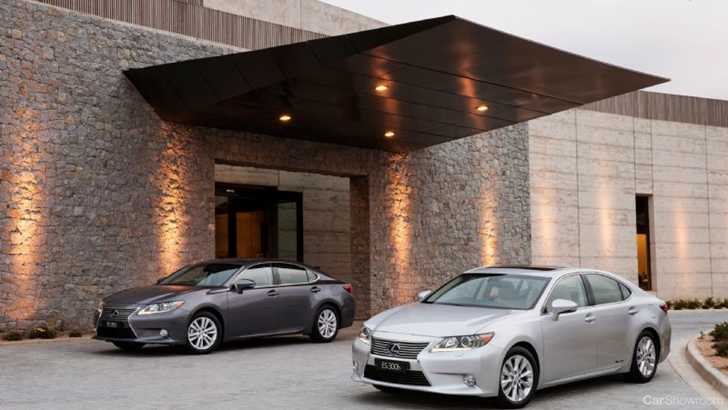 2013 LEXUS
