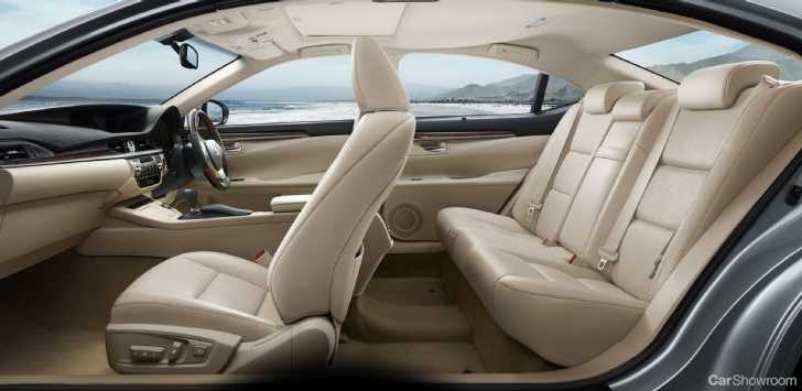 2013 LEXUS