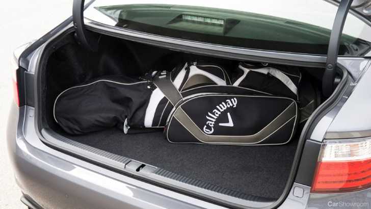2013 LEXUS