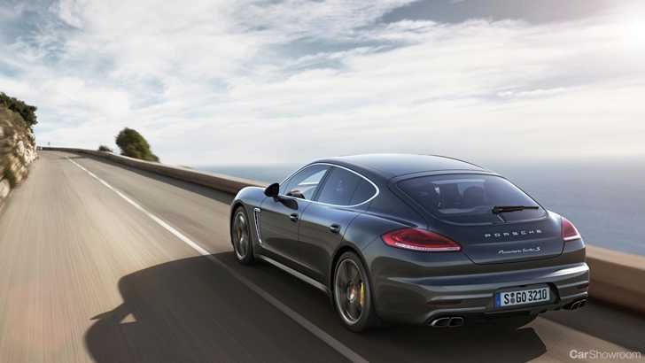 2013 PORSCHE