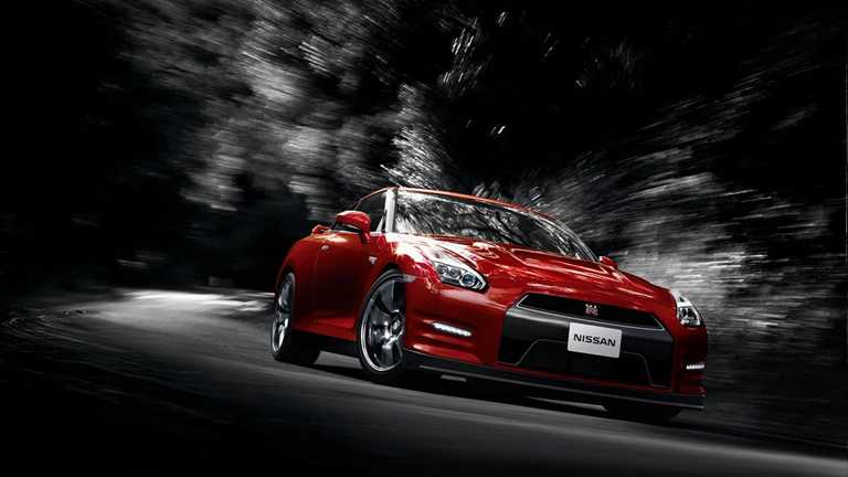 2013 NISSAN GT-R
