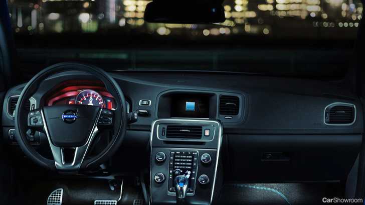 2013 VOLVO