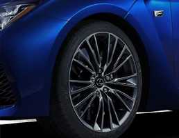 2013 LEXUS