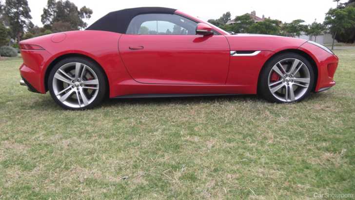2013 JAGUAR