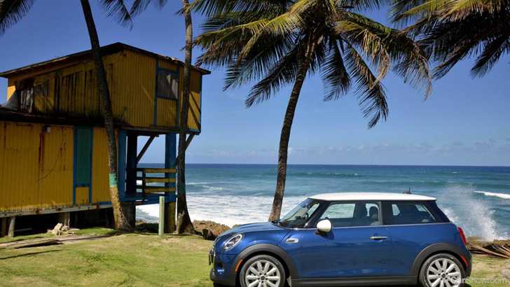 2014 MINI COOPER