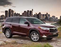 2014 TOYOTA KLUGER