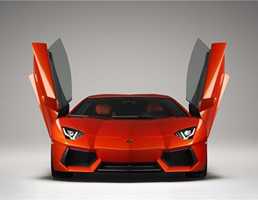 2014 LAMBORGHINI AVENTADOR