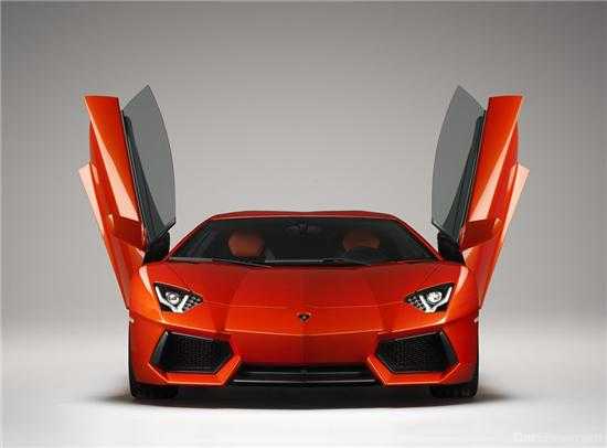 2014 LAMBORGHINI AVENTADOR