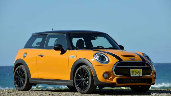 2014 MINI COOPER