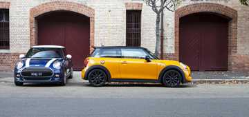 2014 MINI COOPER
