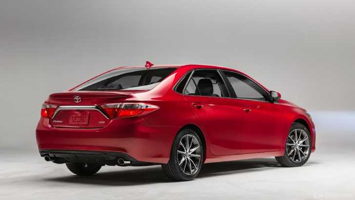 2014 TOYOTA CAMRY