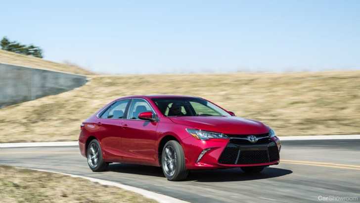 2014 TOYOTA CAMRY