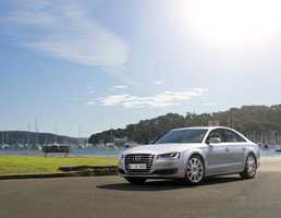 2014 AUDI A8