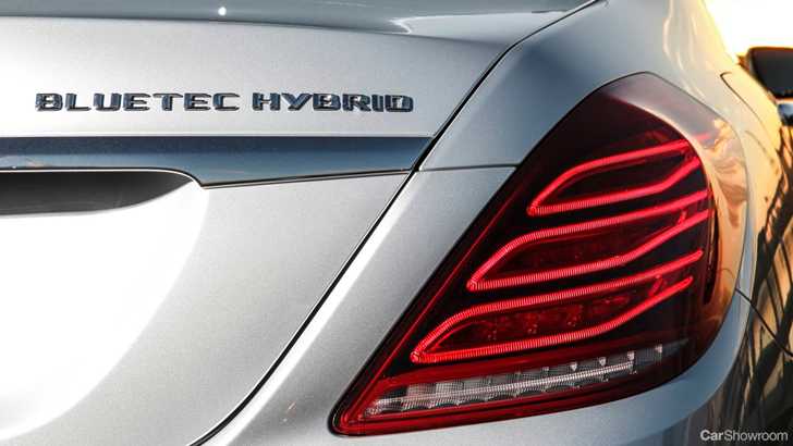 2014 MERCEDES-BENZ
