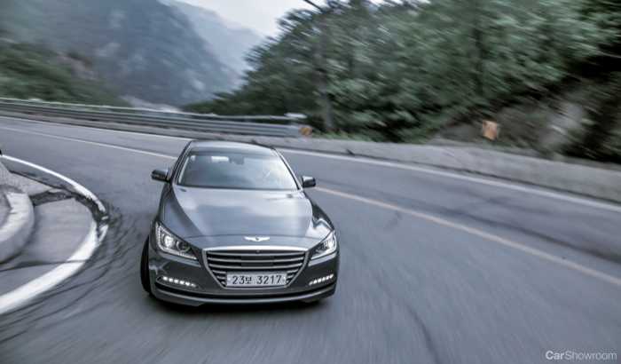 HYUNDAI GENESIS