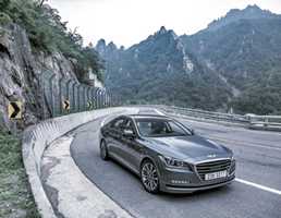 2014 HYUNDAI GENESIS