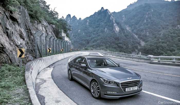 2014 HYUNDAI GENESIS