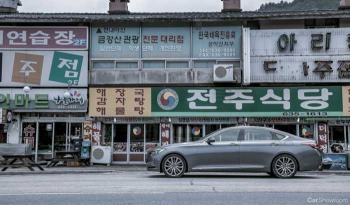 2014 HYUNDAI GENESIS