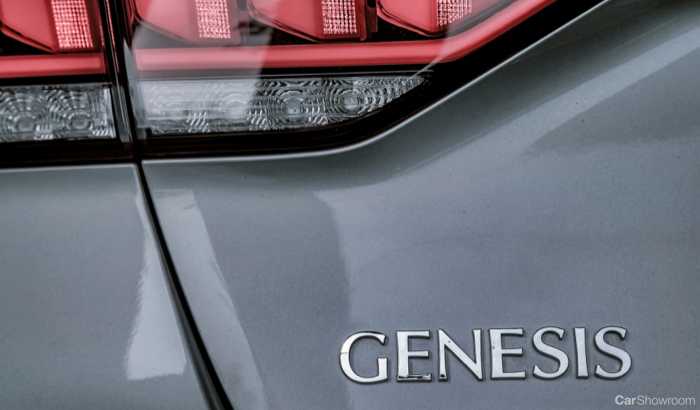 2014 HYUNDAI GENESIS