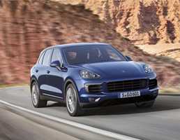 2014 PORSCHE CAYENNE