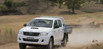 2014 TOYOTA HILUX