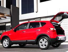 2013 NISSAN DUALIS
